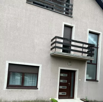 Carice Milice 22 | 4zida.rs