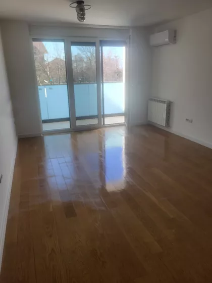 Stevana Dubajića 83 | 4zida.rs