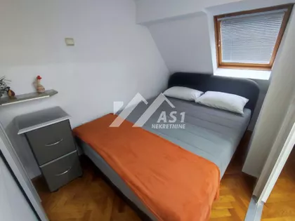 Zmaj Jovina | 4zida.rs