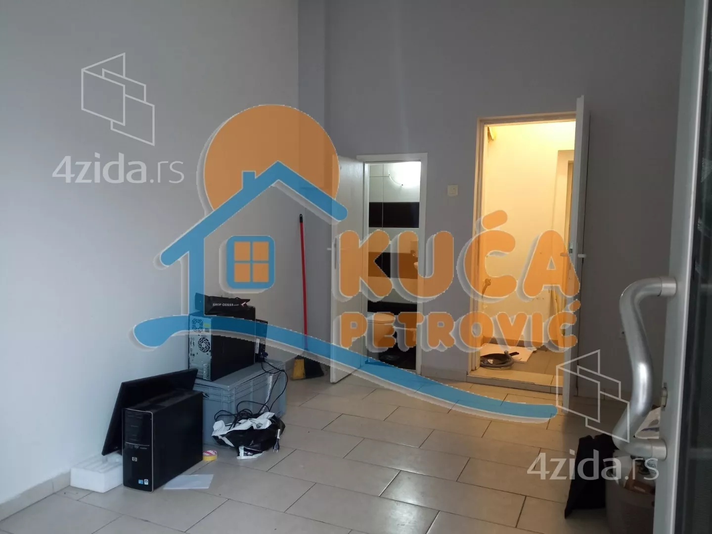 Lokal | 4zida