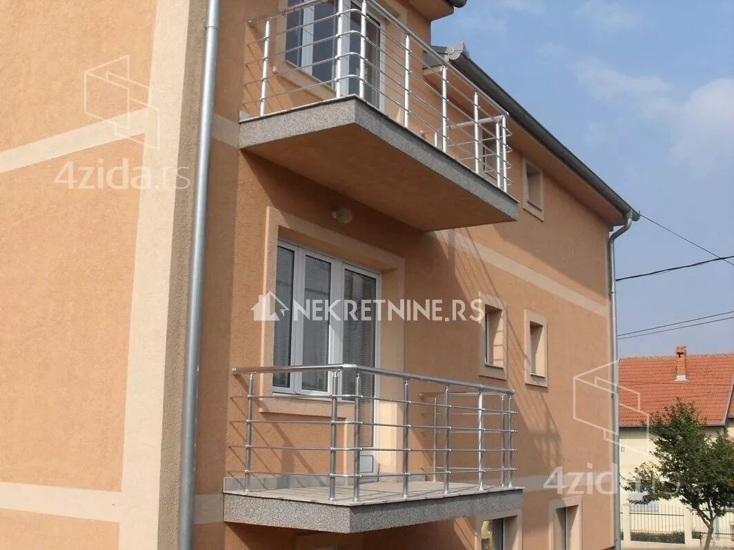 3-etažna kuća | 4zida