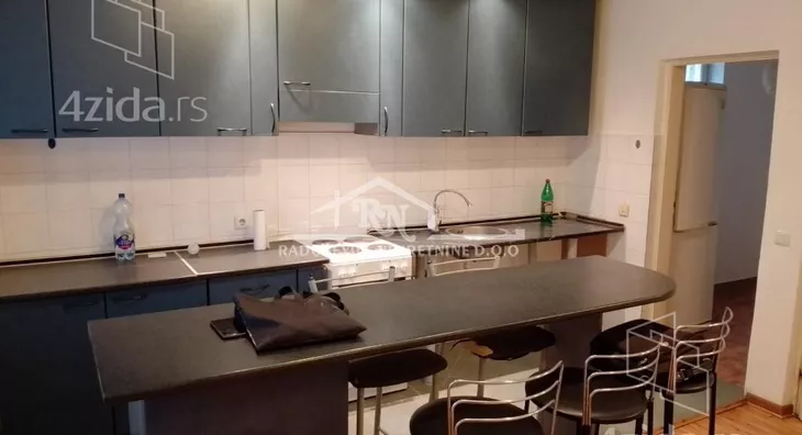 4-etažna kuća | 4zida