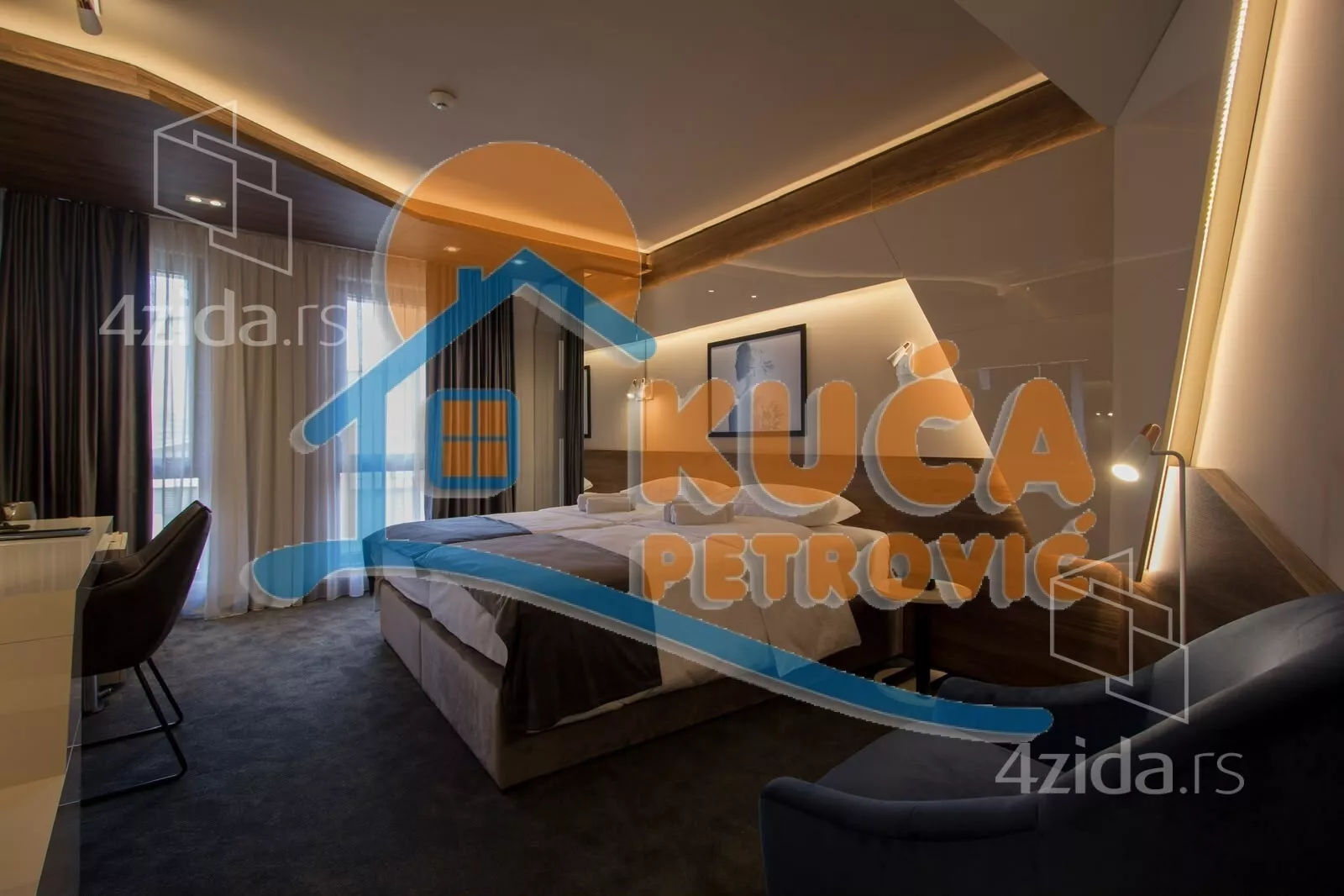 Lokal | 4zida