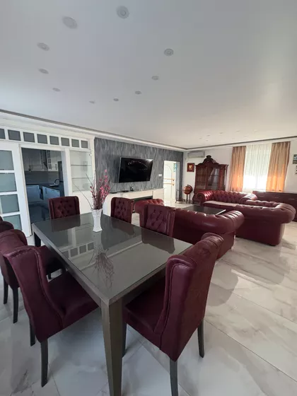 Diane Budisavljević 7 | 4zida.rs