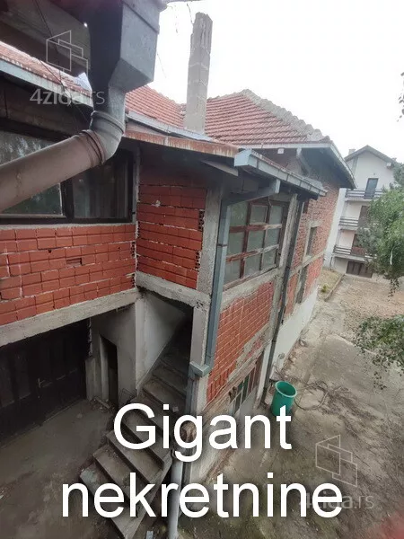 3-etažna kuća | 4zida