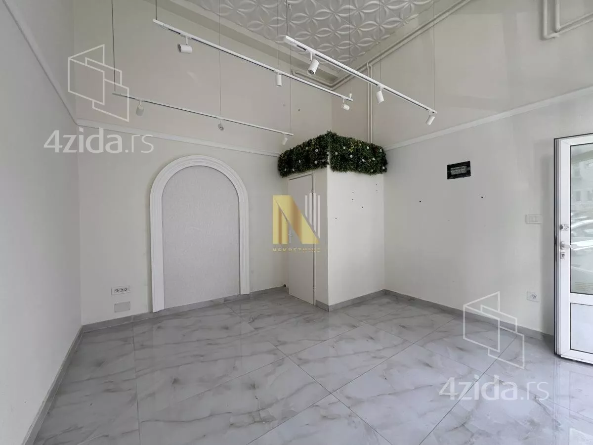 Lokal | 4zida