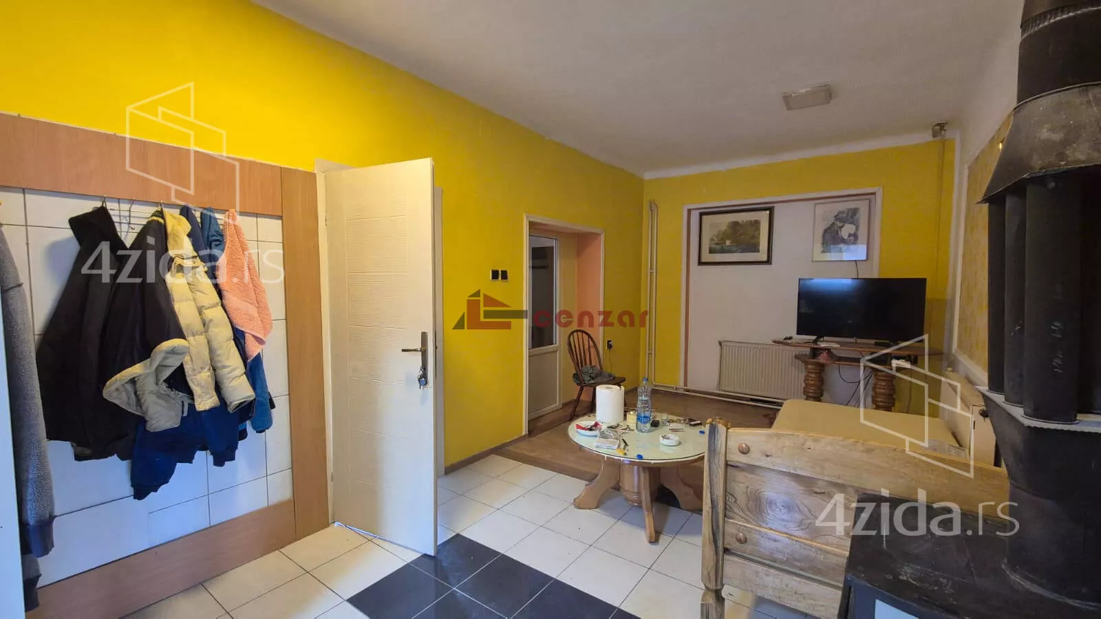 Poslovna zgrada | 4zida