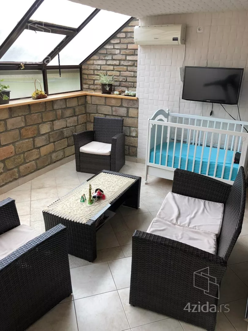 3-etažna kuća | 4zida