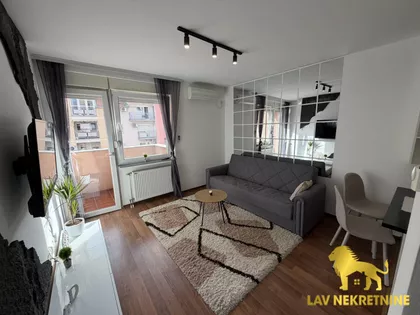 CANKAREVA | 4zida.rs