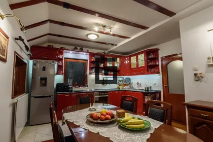 Šantićeva | 4zida.rs