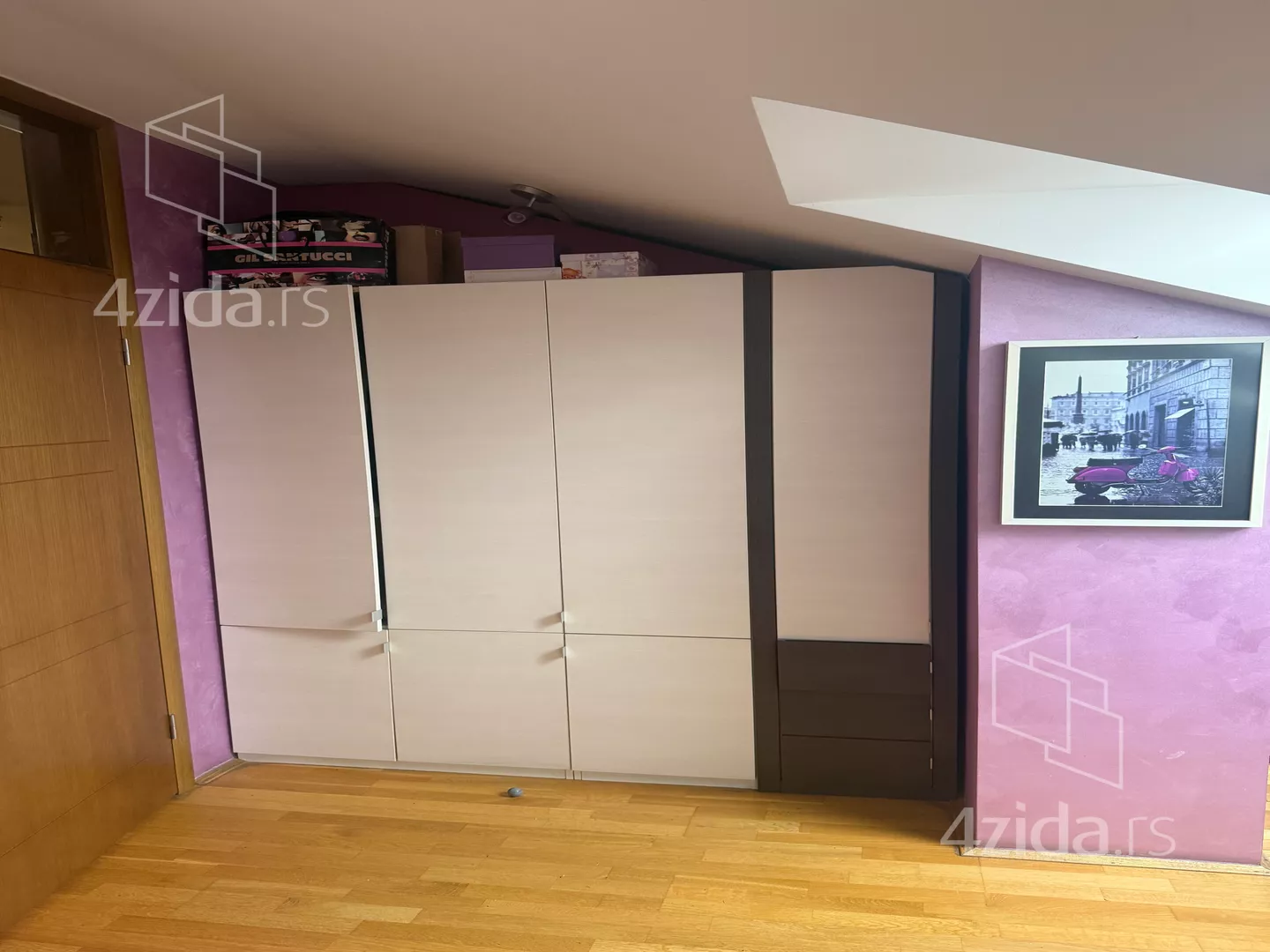 Četvoroiposoban stan | 4zida