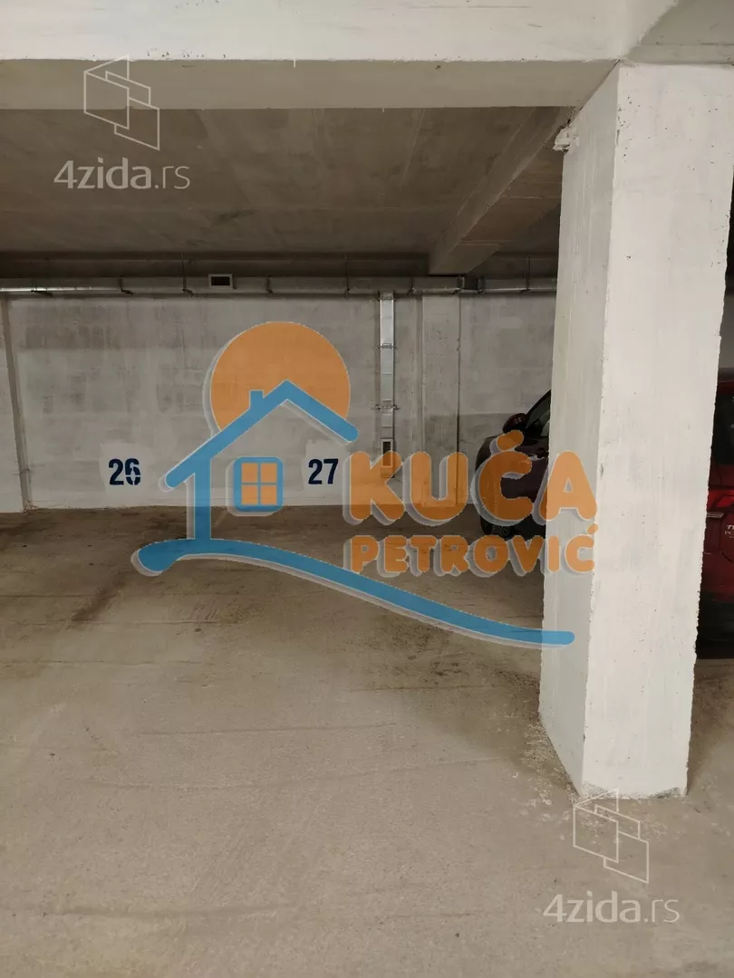 Garaža | 4zida