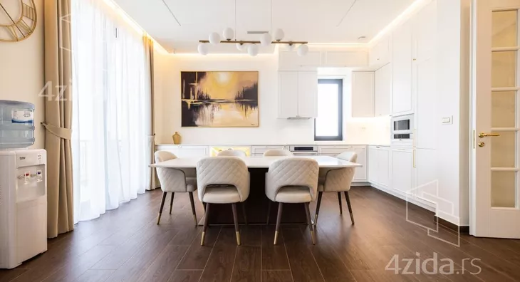 Petosoban stan | 4zida