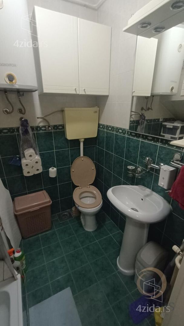 Stan – Novi Sad, MZ Žitni trg, Južnobački upravni okrug - Više