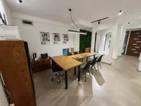 Lokal | 4zida