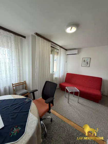 PUŠKINOVA | 4zida.rs