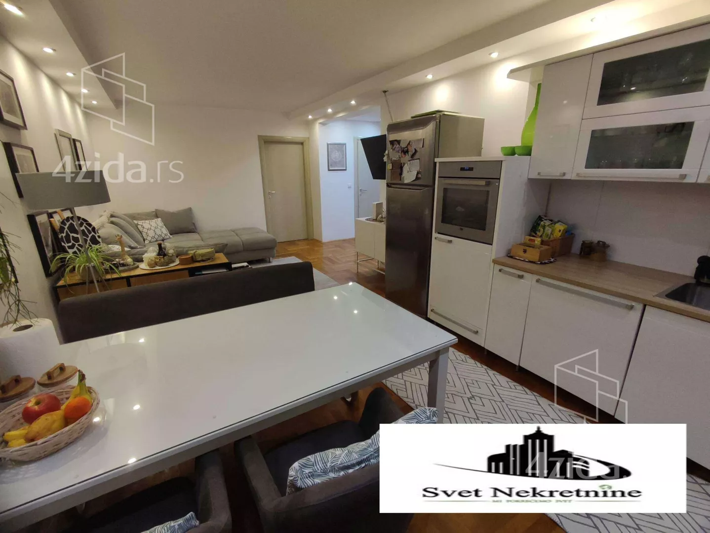 Četvorosoban stan | 4zida