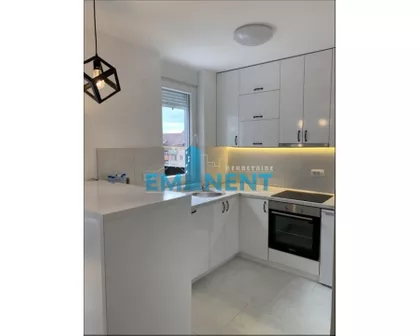 Cara Dušana | 4zida.rs