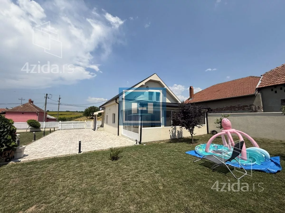 Kuća | 4zida