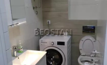 Prvomajska | 4zida.rs