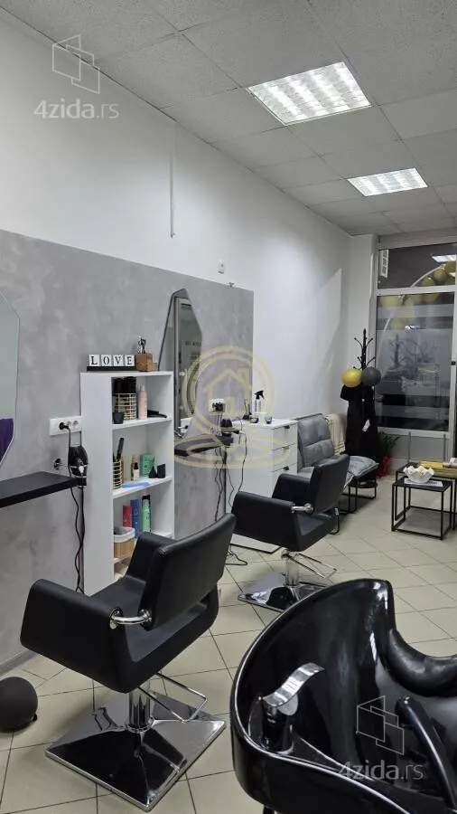 Poslovni prostor | 4zida