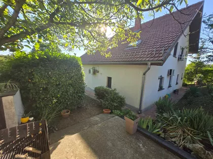 Seoskih Zadruga 33 | 4zida.rs