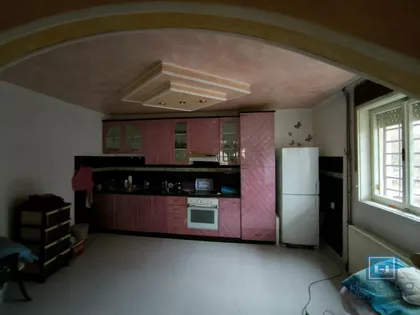 Rasputnica | 4zida.rs