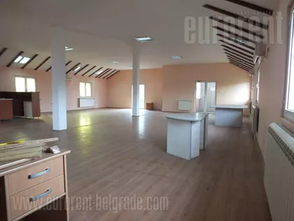 ZEMUN GORNJI GRAD | 4zida.rs