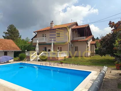 Sremčica | 4zida.rs