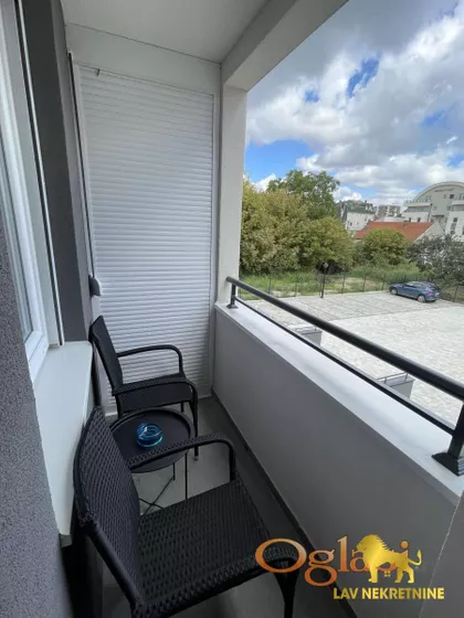 LAZE LAZAREVIĆA | 4zida.rs