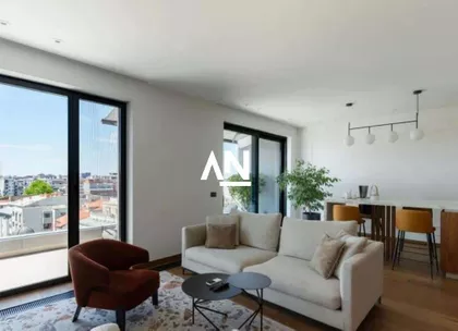 Venizelosova | 4zida.rs