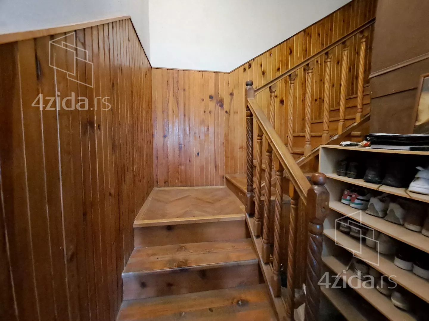 4-etažna kuća | 4zida