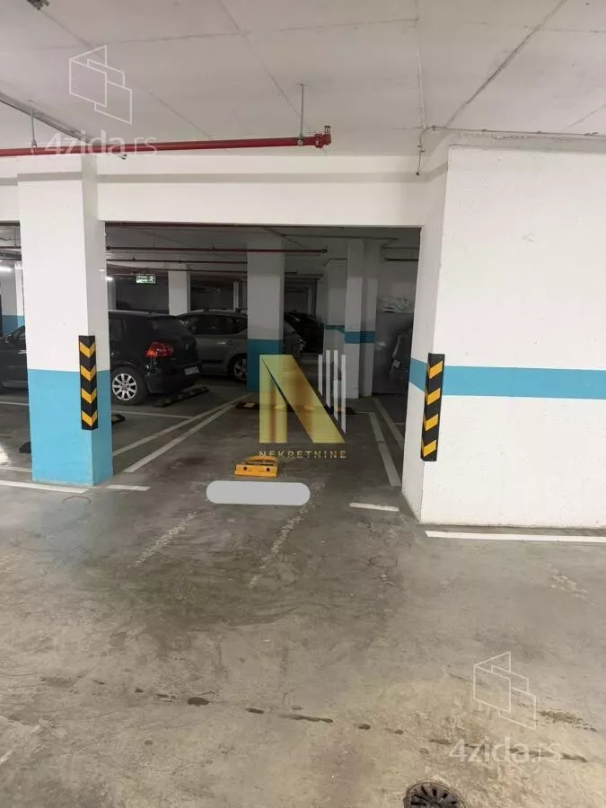 Garaža/Parking | 4zida