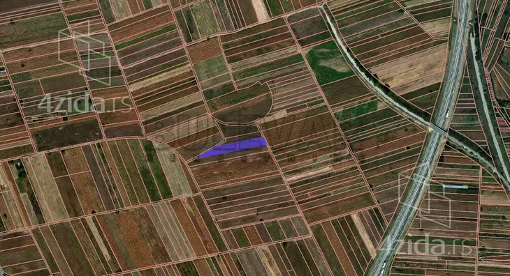 Građevinsko zemljište | 4zida