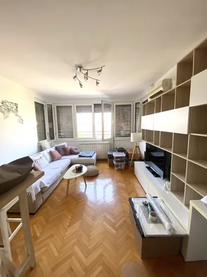 Sarajevska | 4zida.rs