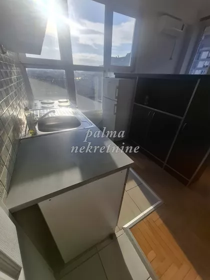 Centar preko Lepenice | 4zida.rs