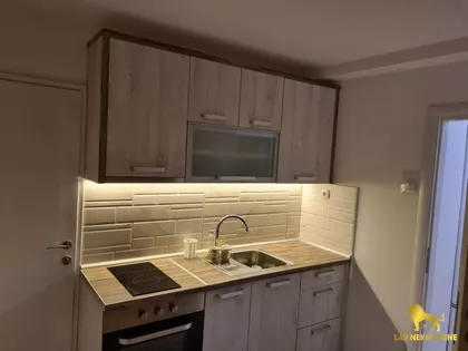 BRAĆE KRKLJUŠ | 4zida.rs