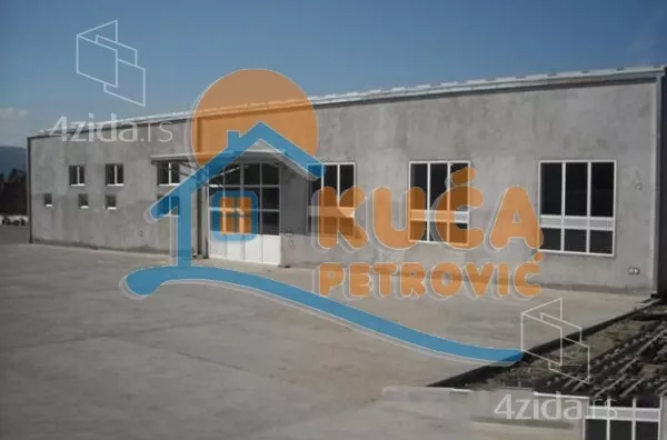 Lokal | 4zida