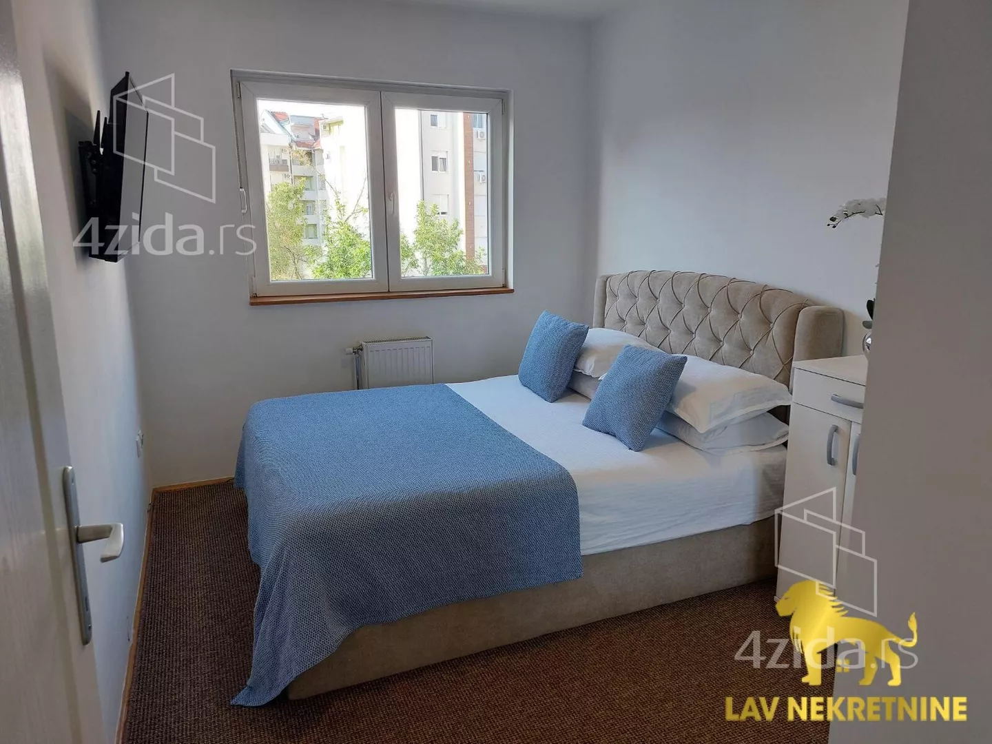 Jednoiposoban stan | 4zida