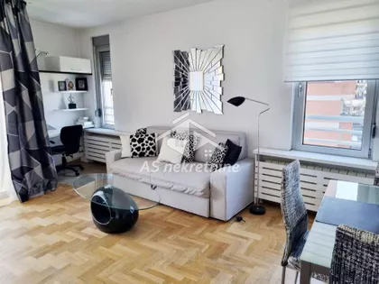 Južni Bulevar | 4zida.rs