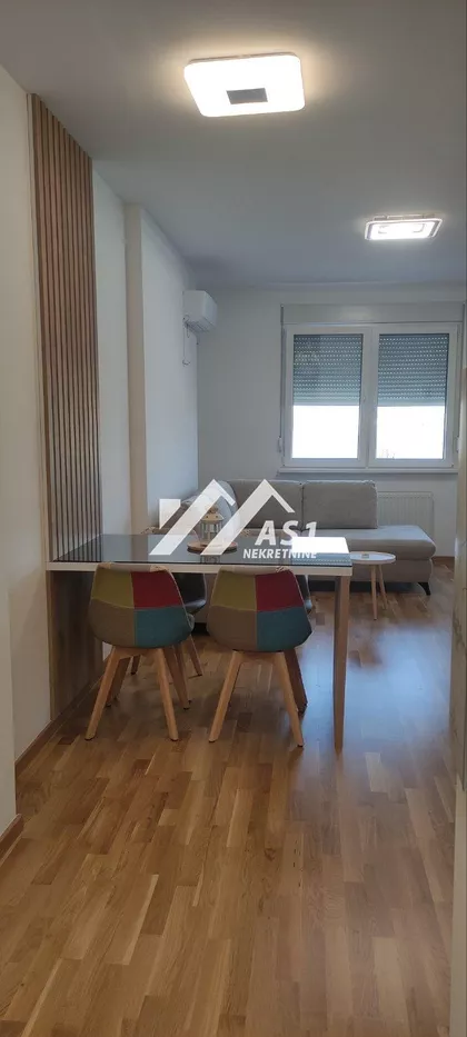 Gorana Jojića | 4zida.rs