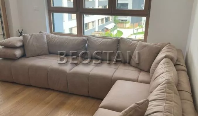 Trosoban stan za izdavanje, Tadije Sondermajera, 1.700€, 107m² - stampaj