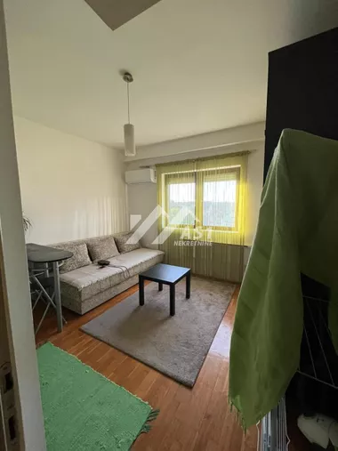Bulevar Cara Lazara