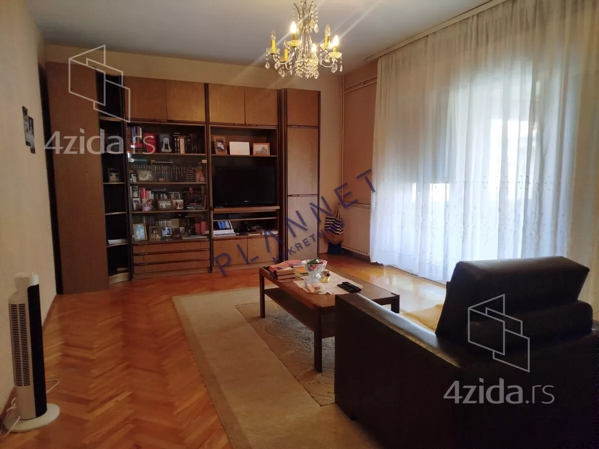 3-etažna kuća | 4zida