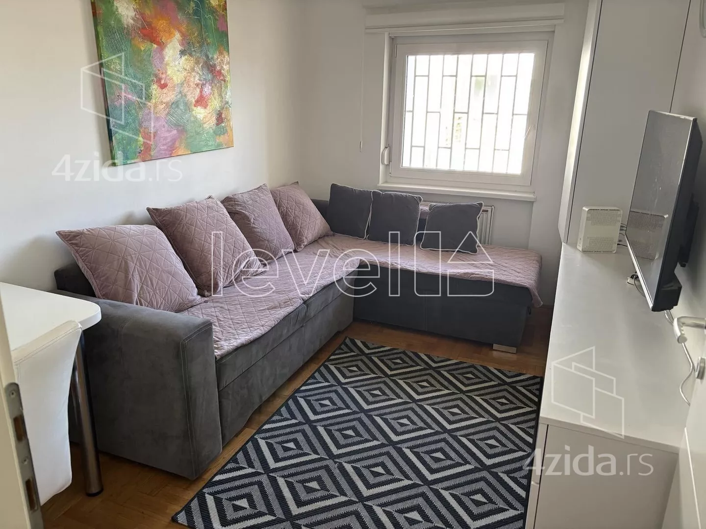 Troiposoban stan | 4zida