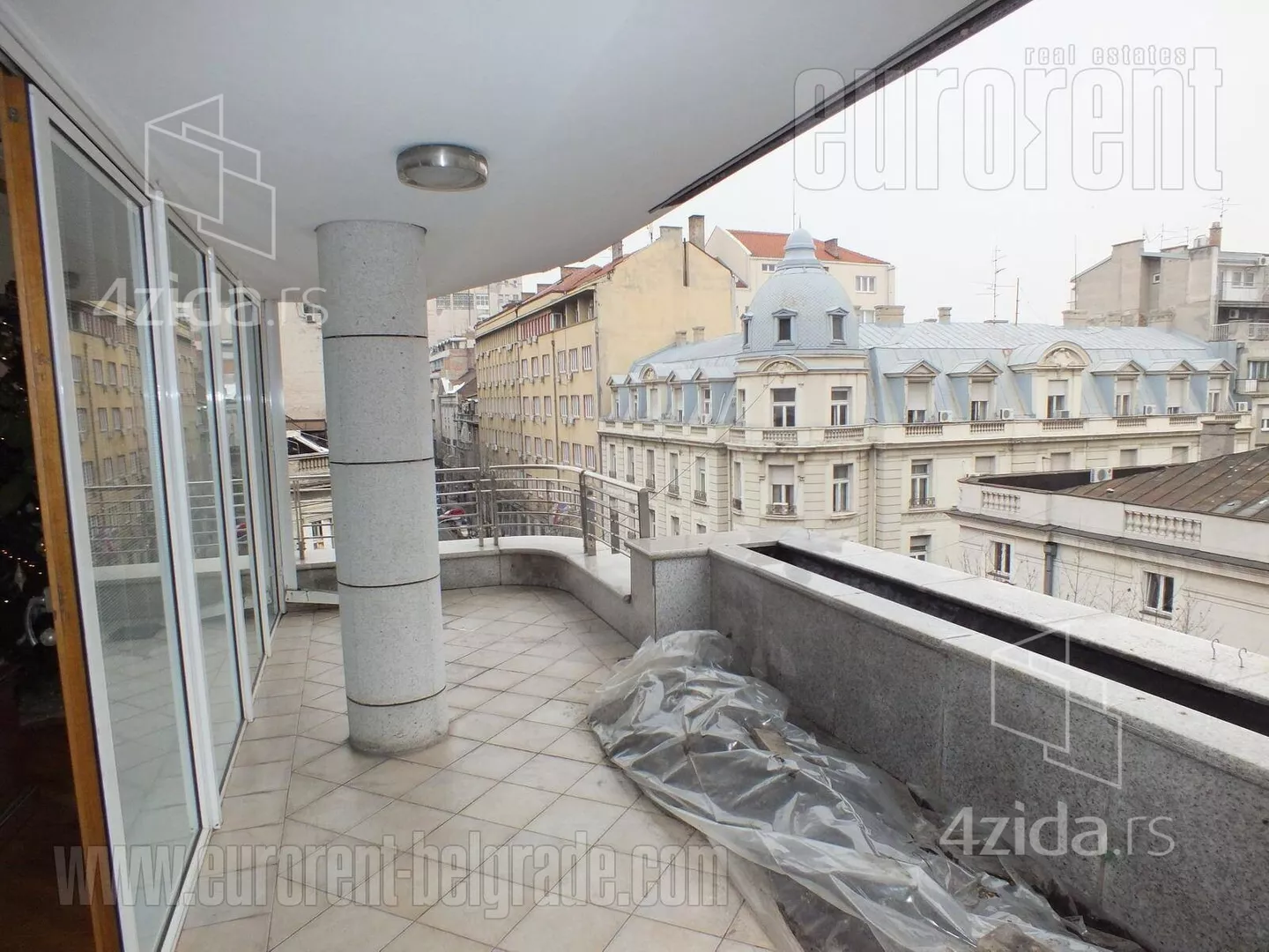 Petosoban stan | 4zida