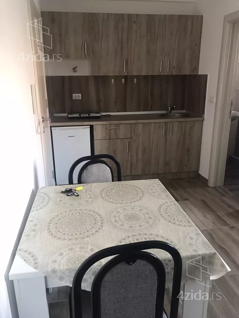 Garsonjera | 4zida
