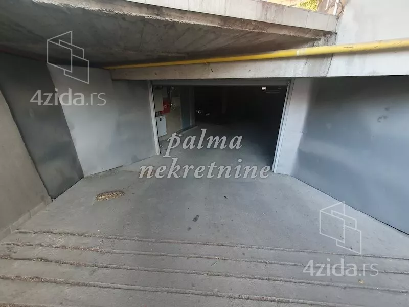 Garaža | 4zida