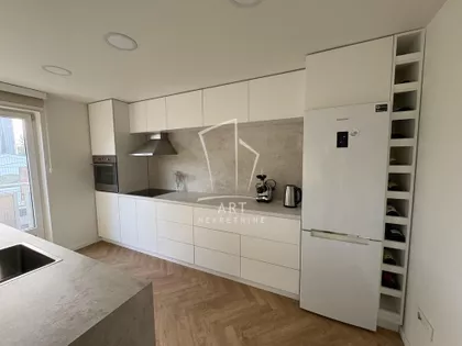Stolačka | 4zida.rs