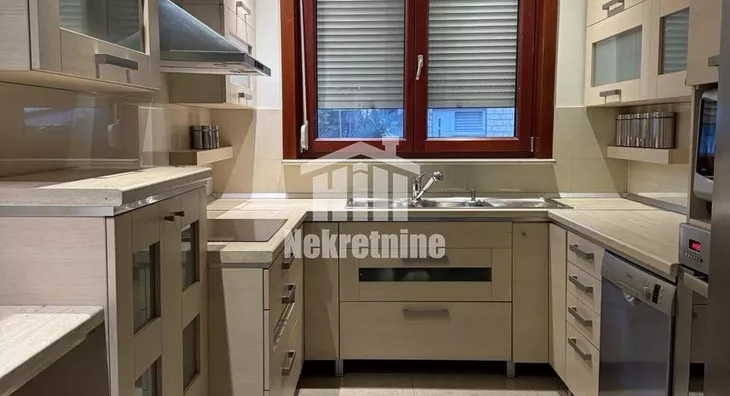 4-etažna kuća | 4zida